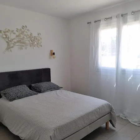 Joli De 68m2 Proche Bastia Apartment *